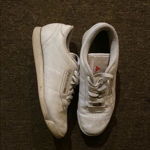 6.5 Classic Reebok Princess Ortholite in white